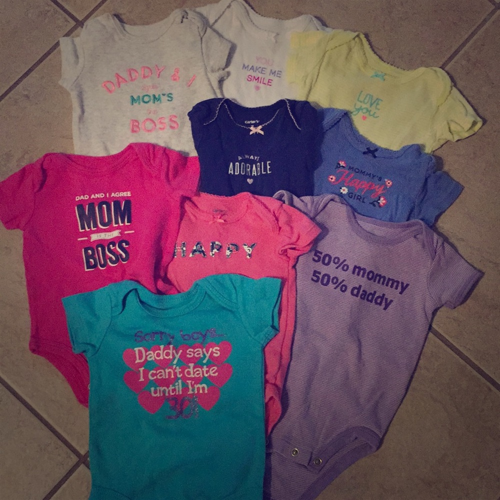 Lot of 9 printed onesies from Carter's, 3M